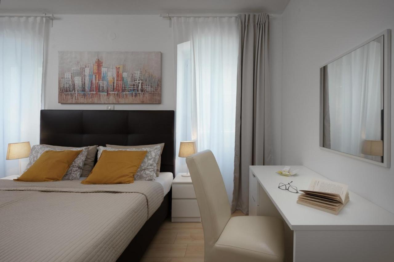Apartments Antons Pula Luaran gambar