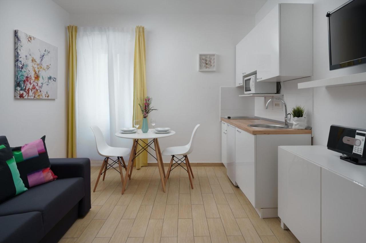 Apartments Antons Pula Luaran gambar