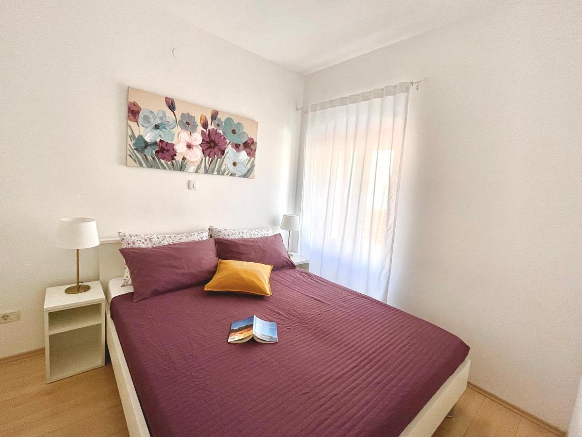 Apartments Antons Pula Luaran gambar